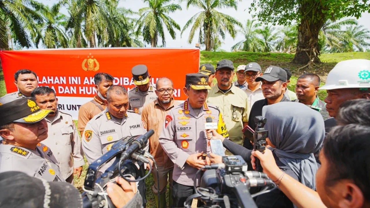 kapolri tinjau aceh tamiang