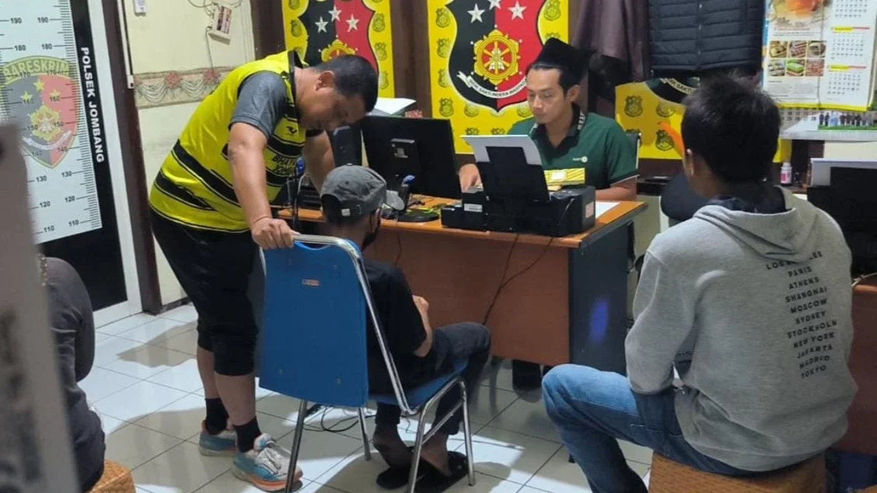 Bocah SD Nekat Curi Motor Tetangga di Dalam Rumah, Pelaku Memanjat Pagar dan Masuk Lewat Dapur