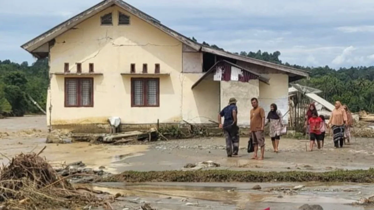 Penimbunan BBM Saat Bencana Tak Bisa Ditoleransi, Aparat Diminta Segera Tindak Tegas
