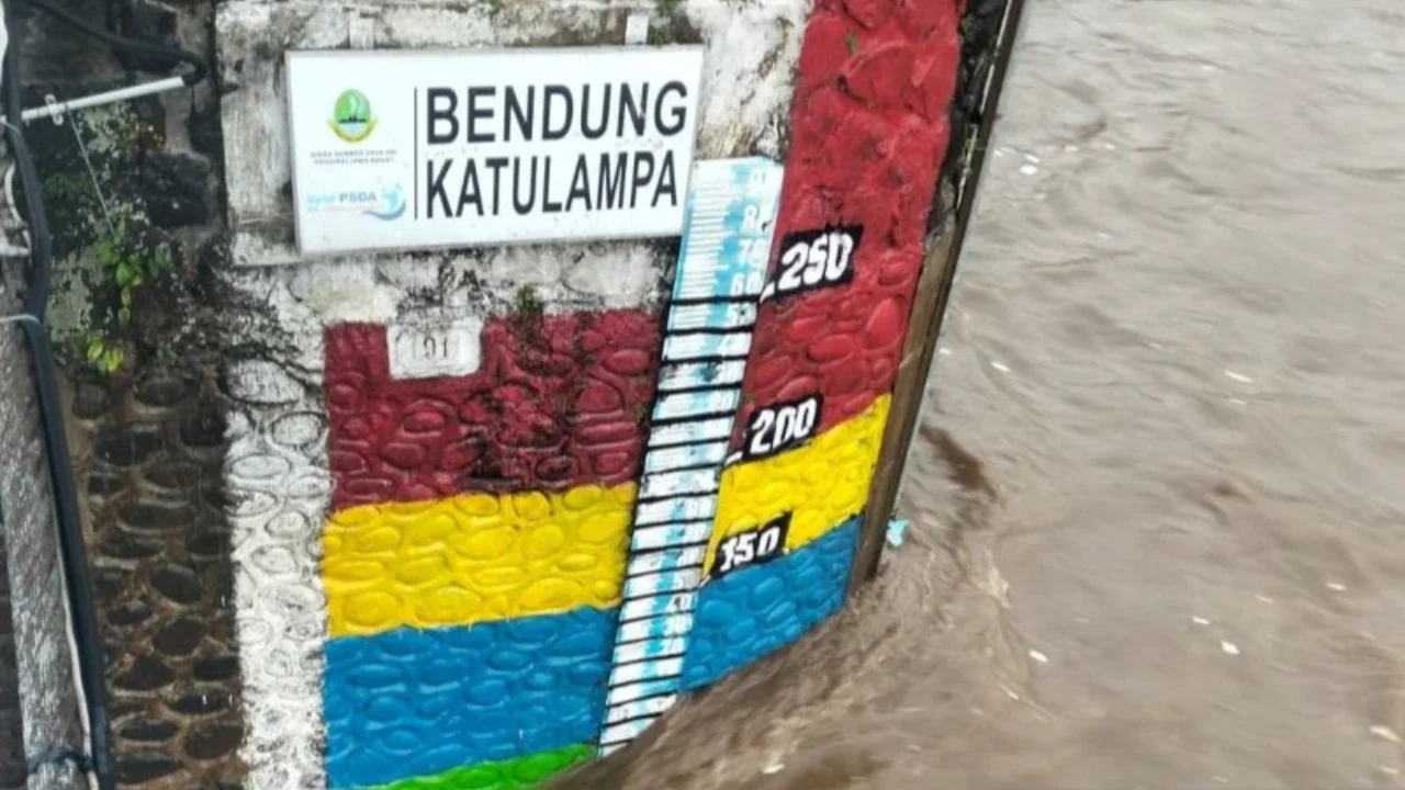 Bogor Diguyur Hujan Sejak Siang, Debit Bendung Katulampa Sempat Naik