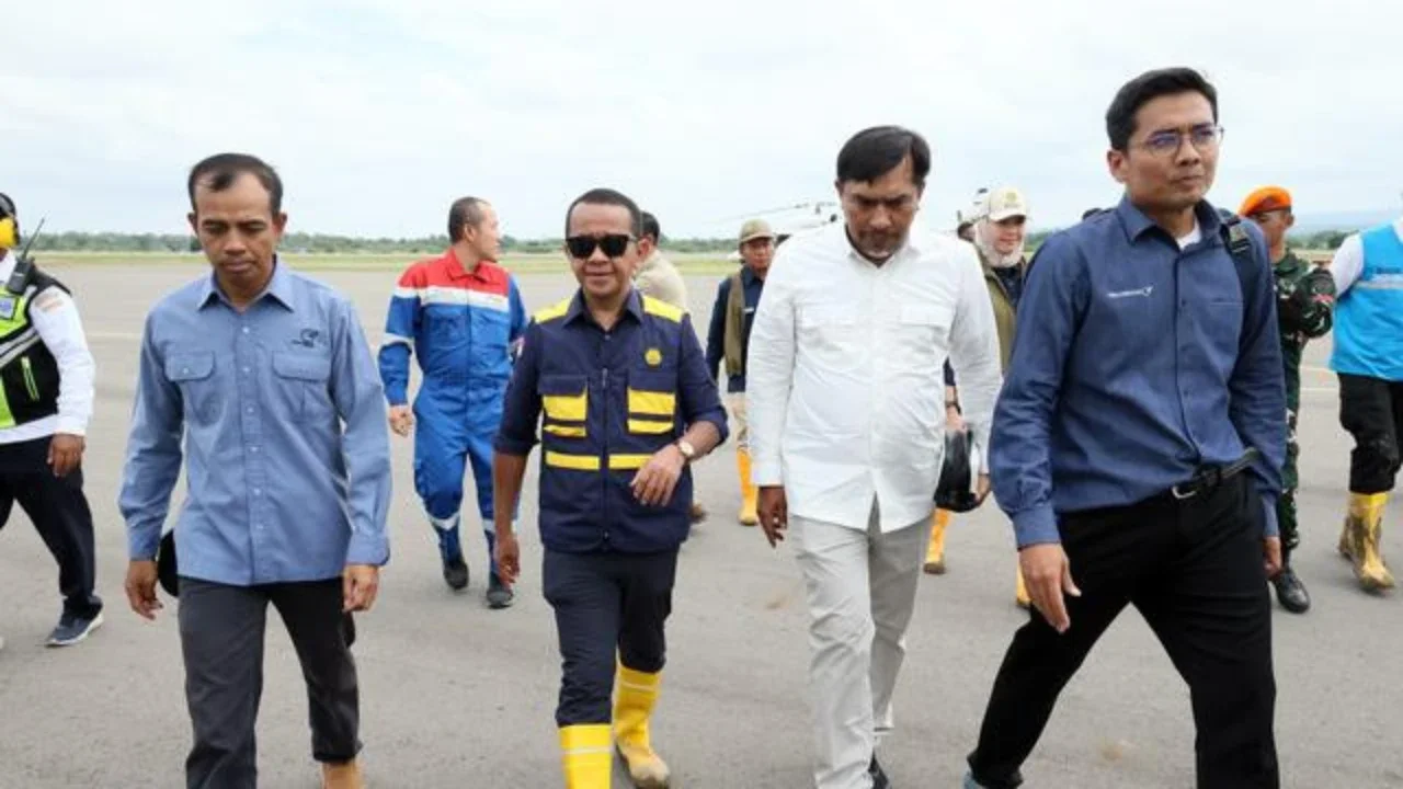Menteri Energi dan Sumber Daya Mineral (ESDM), Bahlil Lahadalia. PT Medco E&P Malaka kembali akan mengirim total 40 ton bantuan bahan pokok bagi warga terdampak banjir di Aceh.