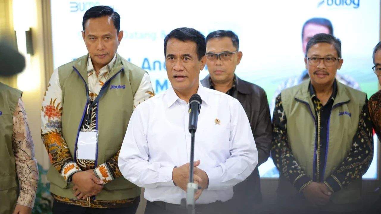 Mentan Setujui Permohonan 10.000 Ton Beras dari Gubernur Mualem, Jamin Stok Beras Nasional Aman dan Berlipat