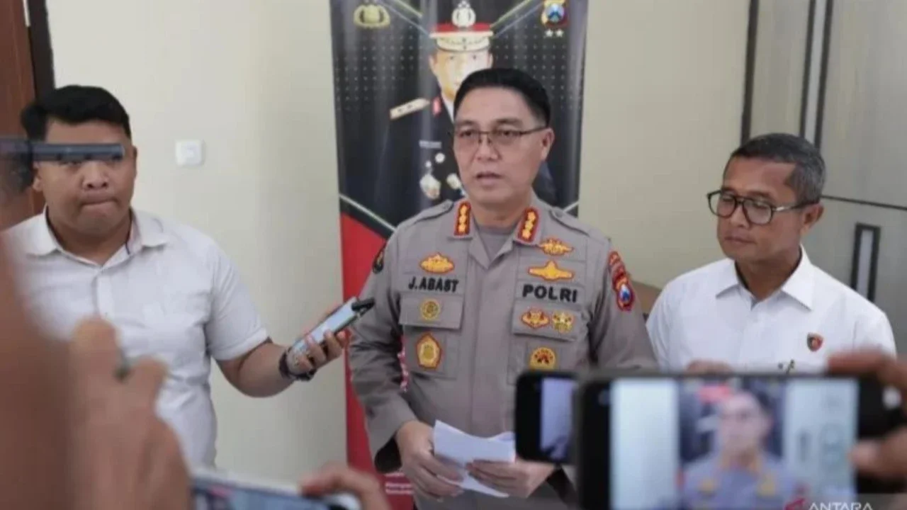 Kapolres Tuban AKBP William Cornelis Dicopot Diduga Minta Setoran dan Pangkas Anggaran Operasional Anggota