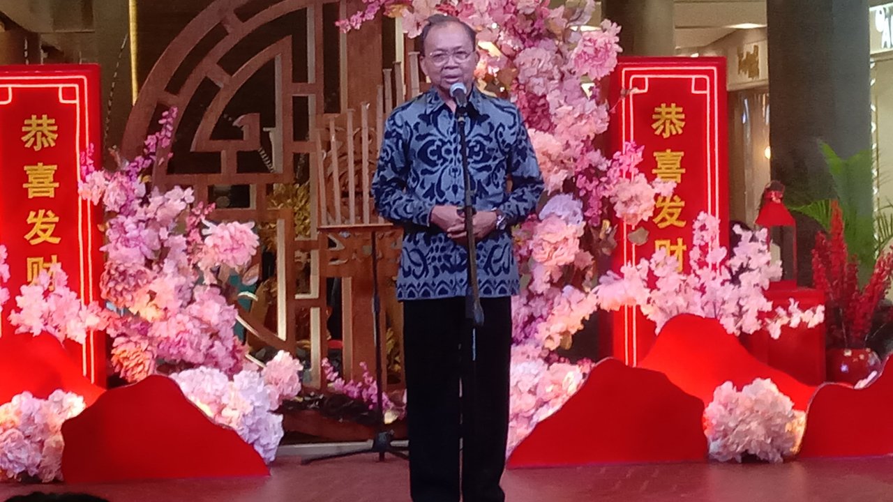 Gubernur Bali Wayan Koster