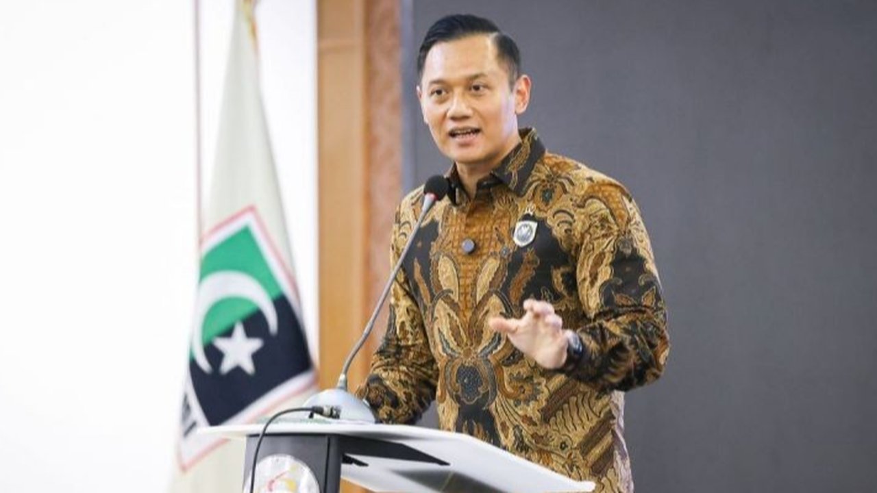 Menko Infrastruktur Agus Harimurti Yudhoyono (AHY) menekankan pentingnya pembangunan infrastruktur yang terintegrasi dan berdampak langsung pada ketahanan pangan, energi, air, dan kesejahteraan rakyat Indonesia, sejalan dengan visi Presiden Prabowo Subian