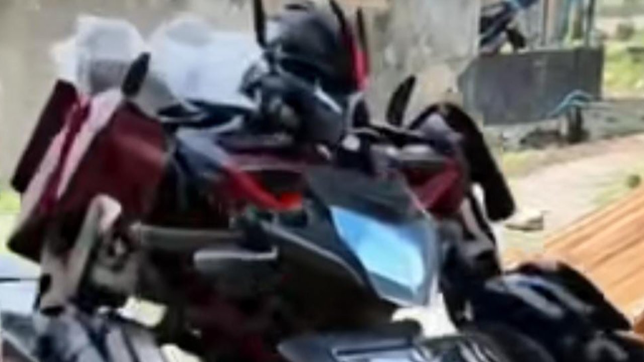 Cara Ubah Foto Motor Jadi Robot Transformer yang Lagi Viral