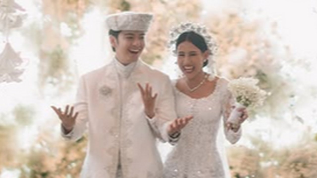 3 Potret Pernikahan Angga Yunanda dan Shenina Cinnamon Kejutan Publik, Menawan Dalam Balutan Serba Putih