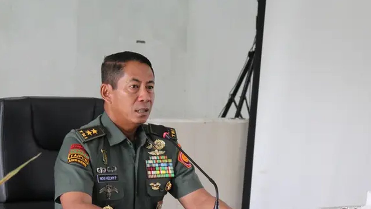 Mayjen TNI Novi Helmy Prasetya