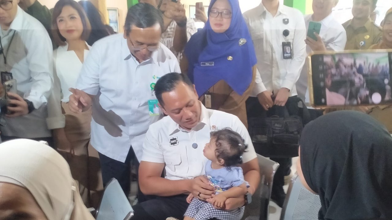 AHY tinjau program cek kesehatan gratis di Depok