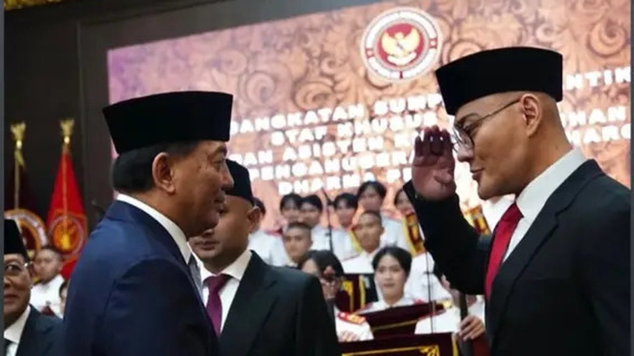 Presenter Deddy Corbuzier saat jadi pembicara di  XYZ DAY 2018  di The Hall Senayan City, Jakarta, Rabu (25/4). XYZ Day merupakan ajang perkenalan KapanLagi Youniverse. (Liputan6.com/Herman Z