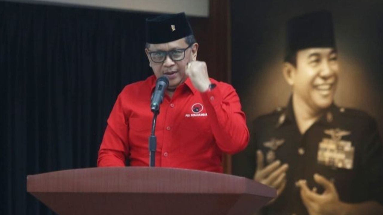 Sekjen PDIP, Hasto Kristiyanto, menekankan pentingnya kepala daerah membangun daerahnya berbasis ide dan imajinasi, seperti yang dicontohkan oleh Soekarno, bukan hanya berfokus pada anggaran.