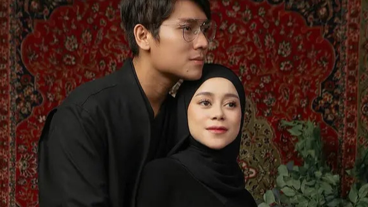 Rizky Billar bersama Baby L dan Lesti Kejora. (Foto: Dok. Instagram @rizkybillar)