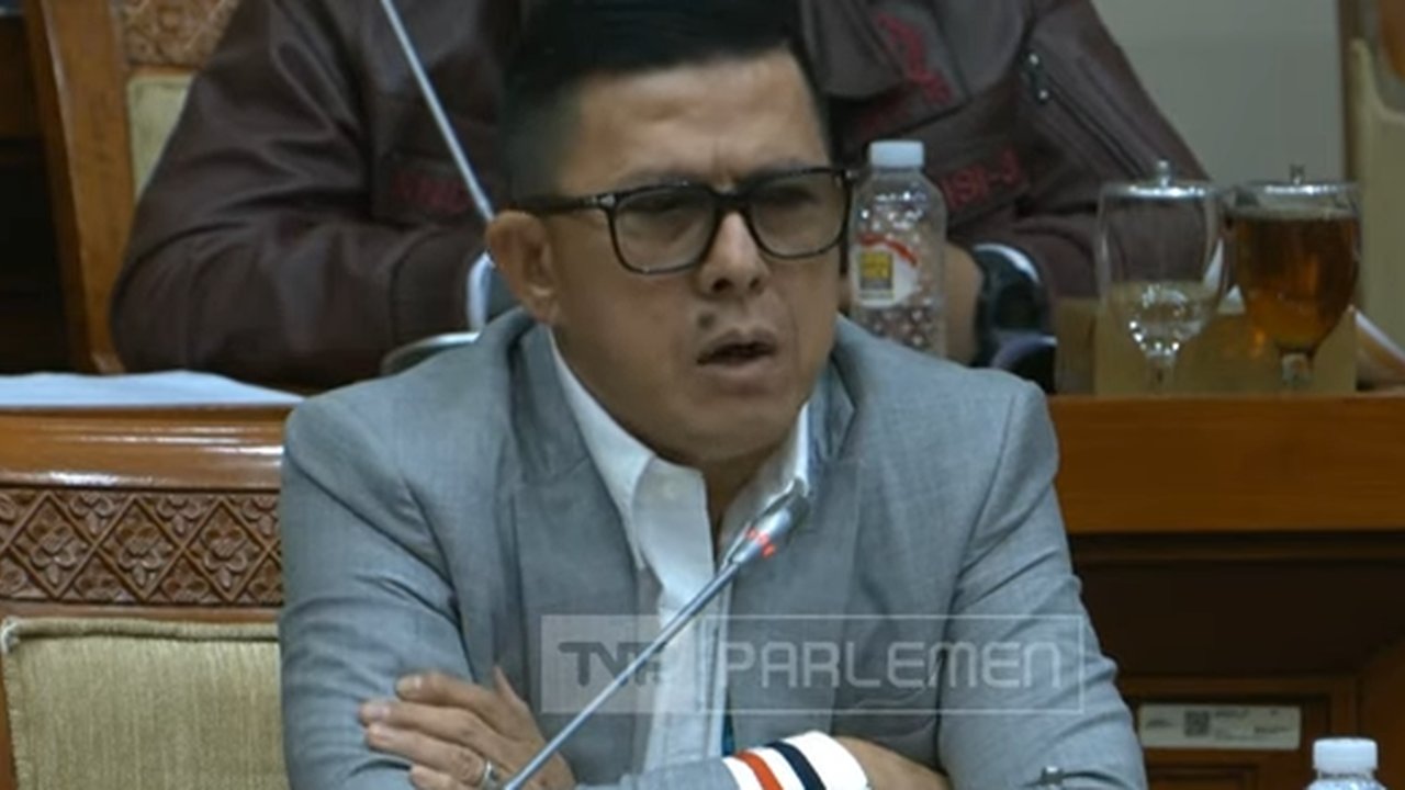 SIndiran Politisi Golkar untuk Firdaus Oibowo