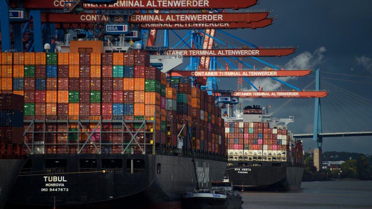 Out of all EU countries, Germany has the biggest trade surplus with the US — despite the European economic powerhouse struggling with flagging production. Berlin hopes to negotiate with Donald Trump to avoid tariffs.