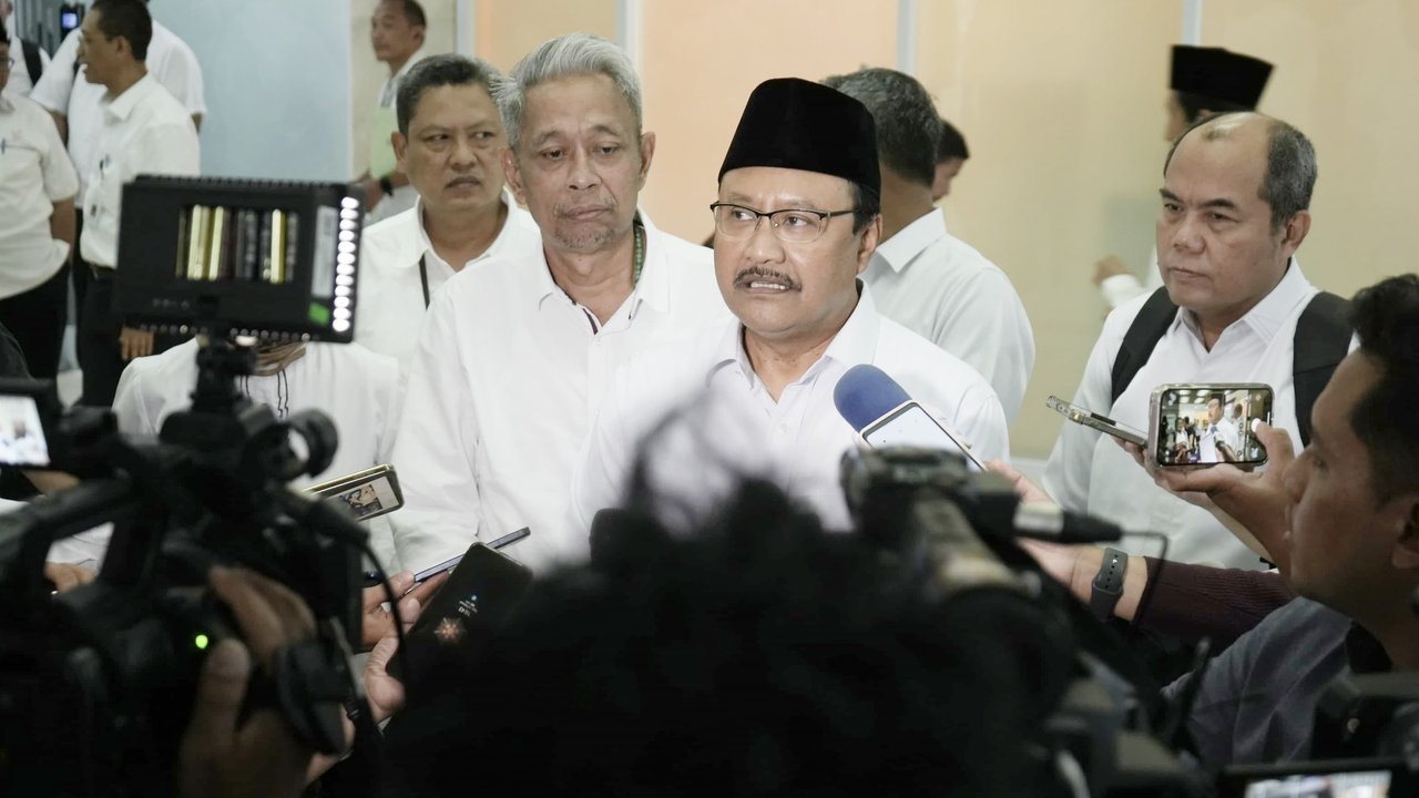 Mensos Saifullah Yusuf usai Raker dengan Komisi VIII DPR RI