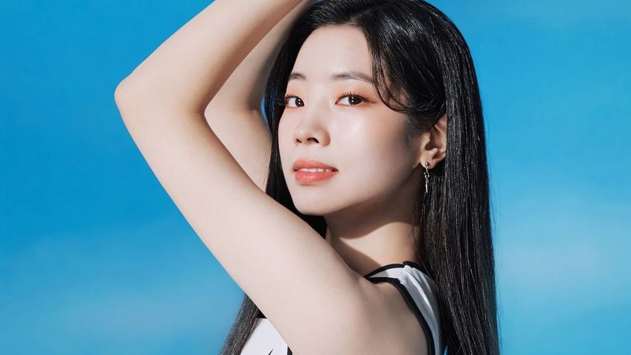 Daftar Berat Badan Member TWICE Lengkap dengan Cara Diet Ideal ala Mereka, Ada yang Masih Makan Rutin - Ngemil