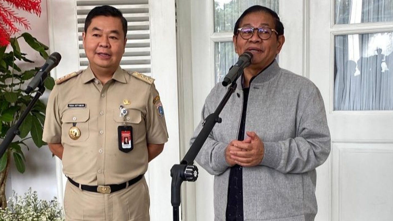 Gubernur terpilih DKI Jakarta, Pramono Anung, berjanji akan membuat peraturan gubernur (pergub) untuk meningkatkan akses pendidikan anak berkebutuhan khusus di Jakarta, menanggapi terbatasnya jumlah sekolah luar biasa (SLB) dan pemerataan yang belum merat
