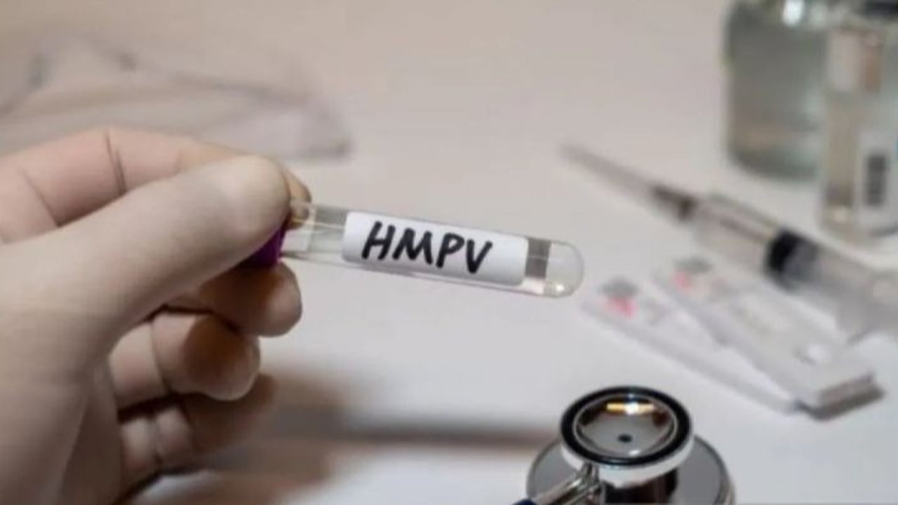 Empat kasus Human Metapneumovirus (HMPV) di Jakarta Timur pada Januari 2025 telah dinyatakan sembuh, namun Dinkes Jaktim mengimbau kewaspadaan dan pencegahan penularan virus pernapasan ini.