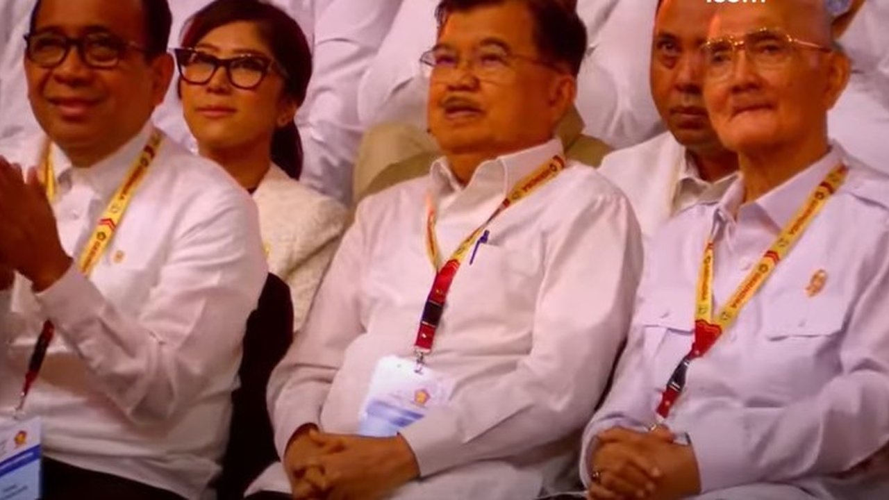 Try Sutrisno dan Jusuf Kalla di HUT Gerindra