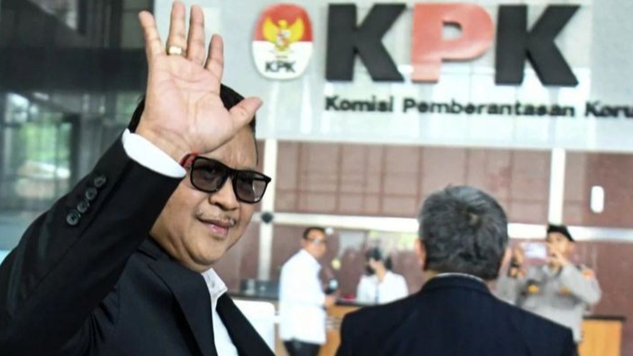 KPK menyatakan kesiapannya untuk menghadirkan rekaman CCTV dan mempertimbangkan menghadirkan saksi dalam sidang praperadilan Hasto Kristiyanto terkait kasus dugaan suap Harun Masiku.