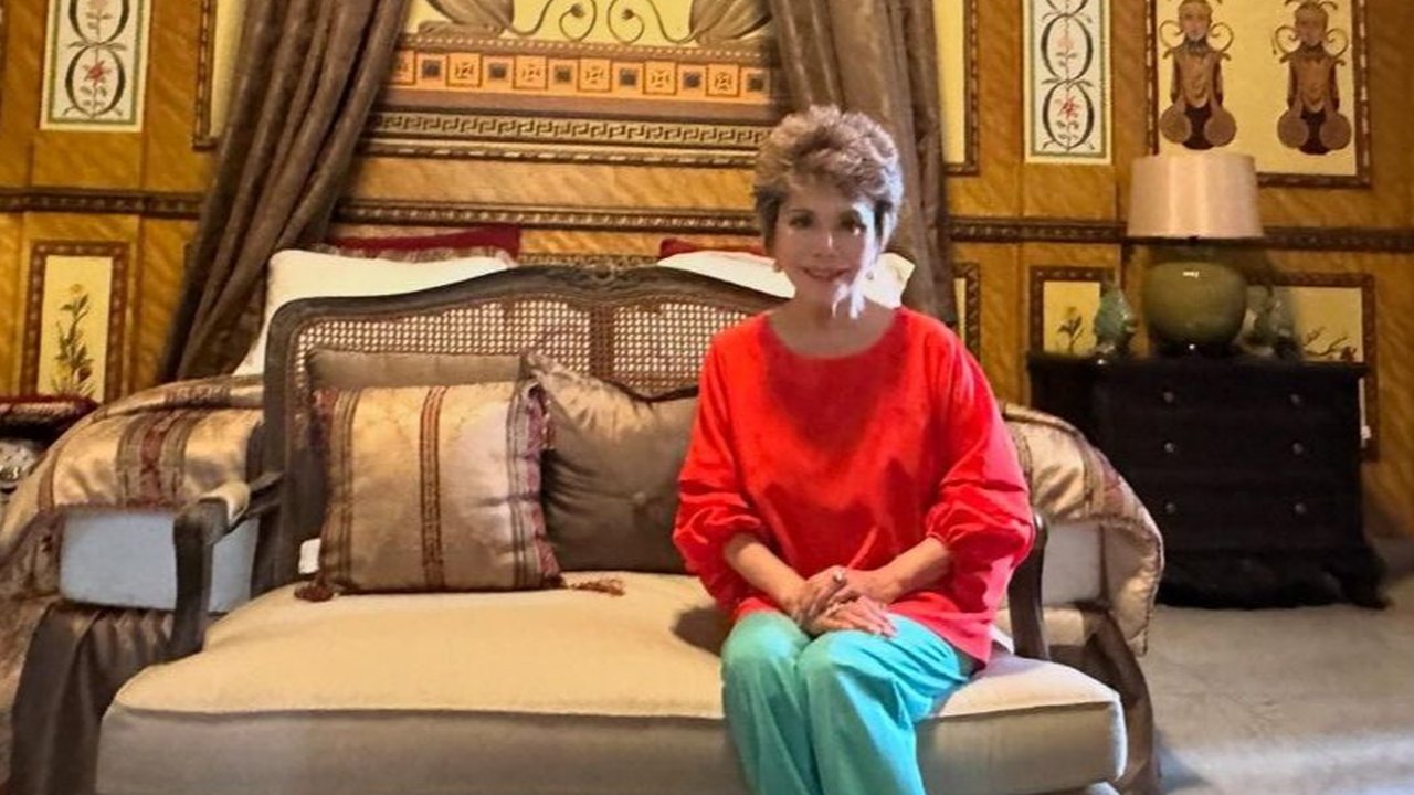 Genap Berusia 84 Tahun, Intip Transformasi Ratna Sari Dewi Sukarno yang Awet Muda