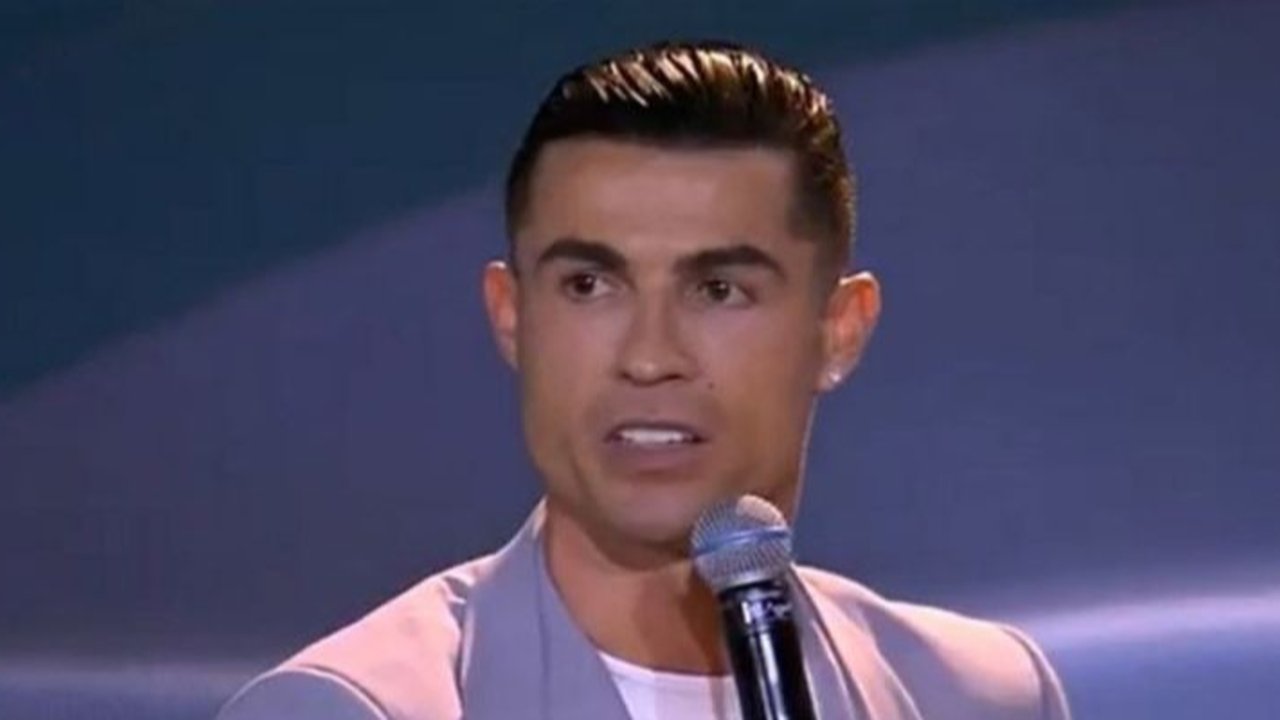 Polda NTT menyatakan belum menerima permintaan pengamanan untuk kunjungan Cristiano Ronaldo ke Kupang, meskipun yayasan penyelenggara memastikan kedatangannya untuk misi kemanusiaan, dengan tanggal kedatangan yang masih belum pasti.