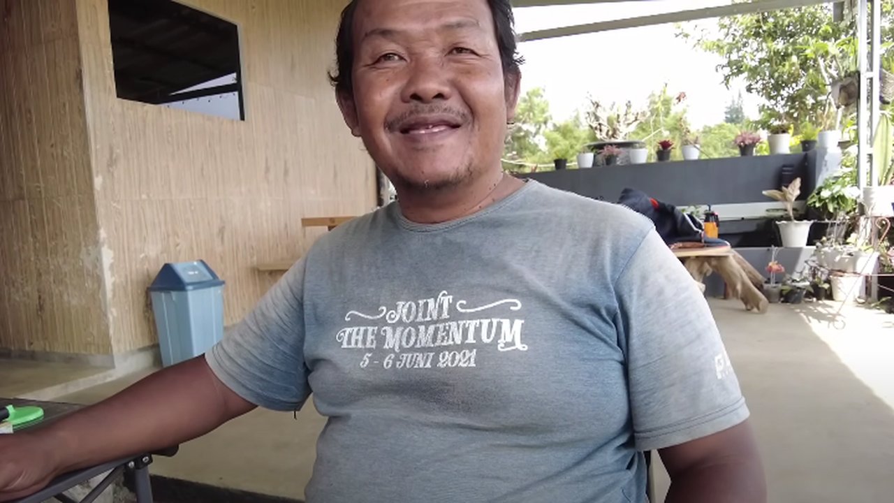 Hindari Keramain Kota, Sule Pilih Tinggal di Gunung dengan Rumah Sederhana