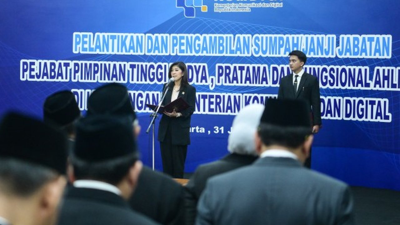 Menteri Komunikasi dan Digital (Menkomdigi) Meutya Hafid melakukan rotasi besar-besaran.