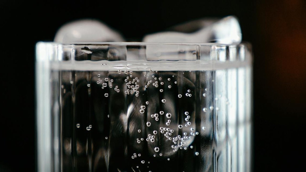 Ikustrasi Air Soda