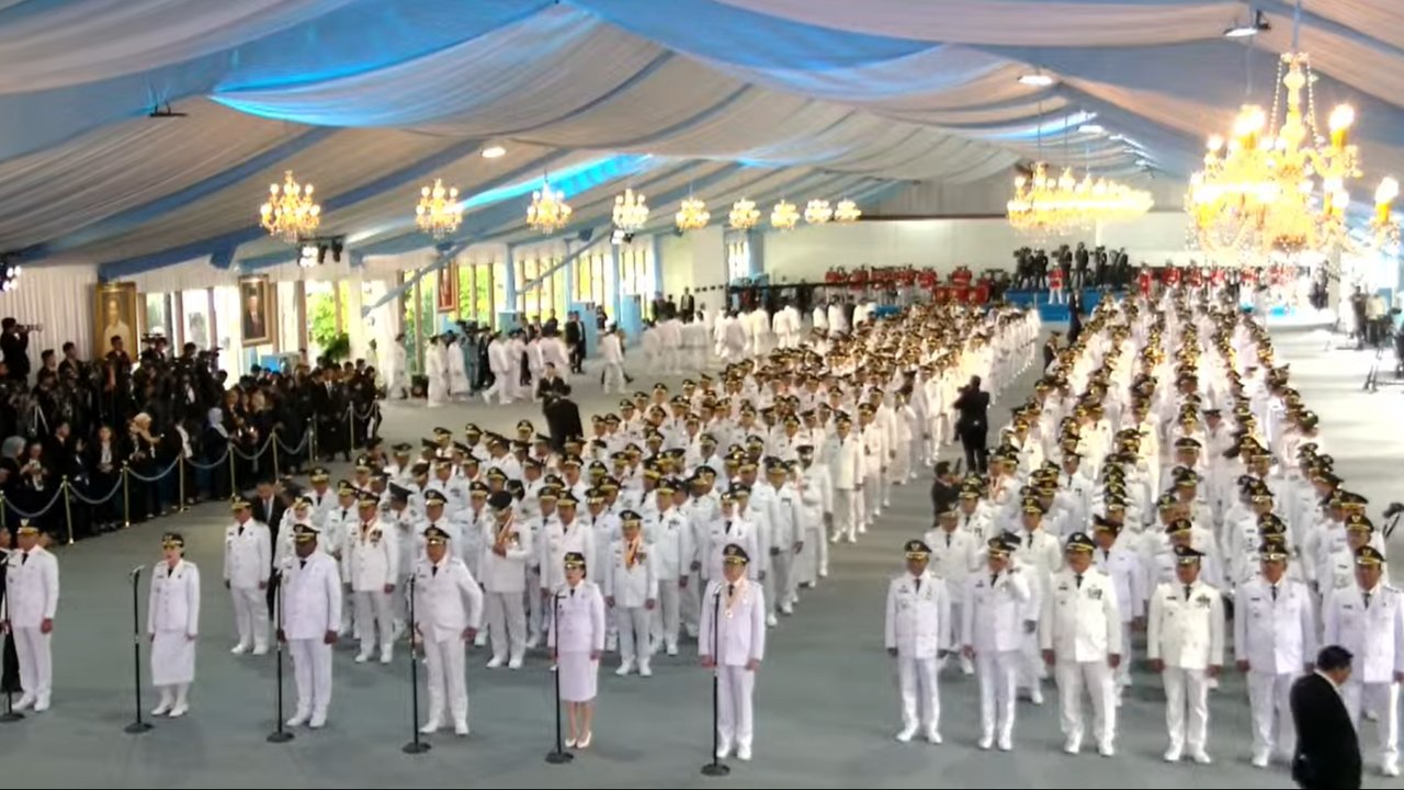 Momen Kirab Kepala Daerah dari Monas ke Istana Merdeka Dipimpin Mendagri Tito