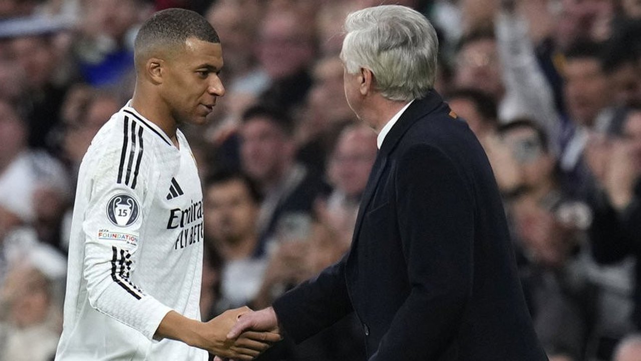 Mengapa Stadion Real Madrid Diberi Nama Santiago Bernabeu?