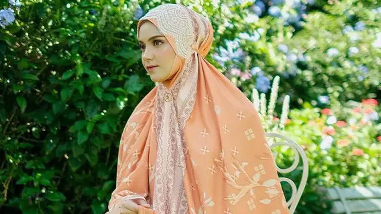 Tren model mukena lebaran 2024 (Sumber: Instagram/