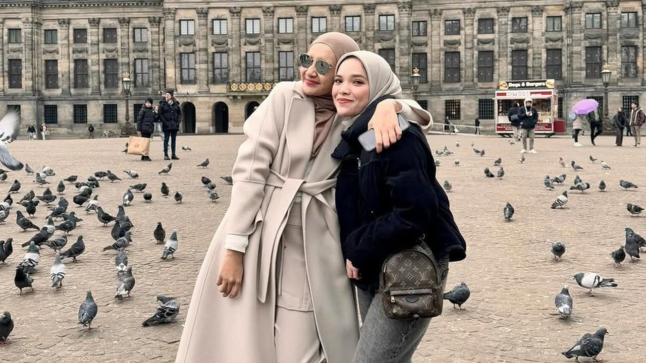Potret Cantik Dhea Natasya, Adik Ipar Shireen dan Zaskia Sungkar yang Sudah Istiqomah Berhijab