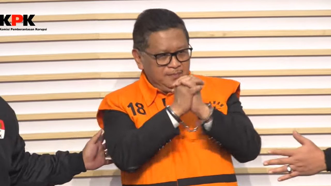 Hasto Kristiyanto ditahan KPK.