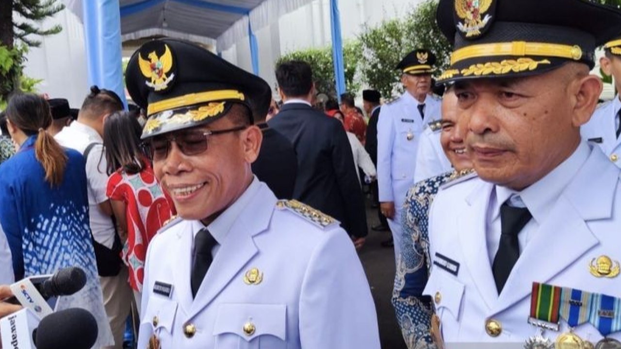 Bupati Tapanuli Tengah terpilih, Masinton Pasaribu, menceritakan momen spesialnya saat pelantikan dengan Presiden Prabowo dan Wakil Presiden Gibran.