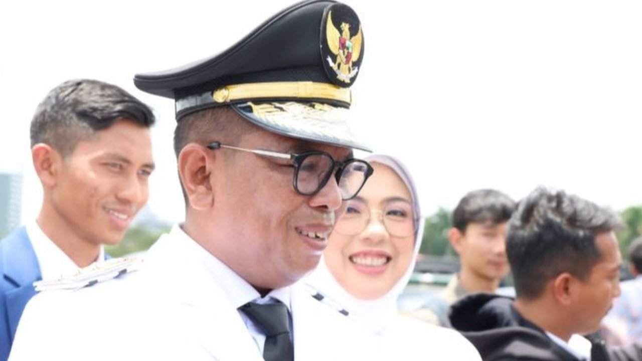 Dulu Pernah Jadi Kuli Bangunan Digaji Rp10.000 per Hari, Kini Dilantik Prabowo Jadi Gubernur