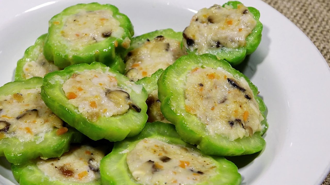 6 Resep Kreasi Sayur Pare Anti Pahit yang Cocok Jadi Menu Makan Siang