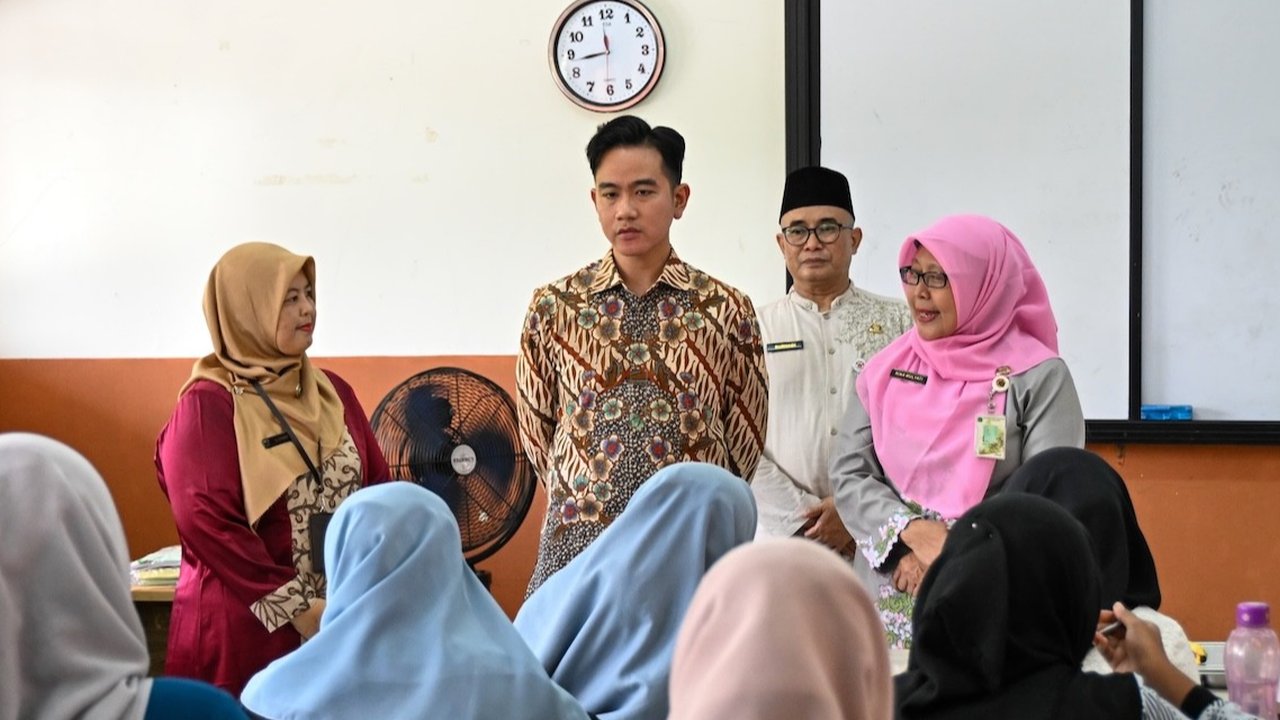 Wapres Gibran Kunjungi SMK Negeri 48