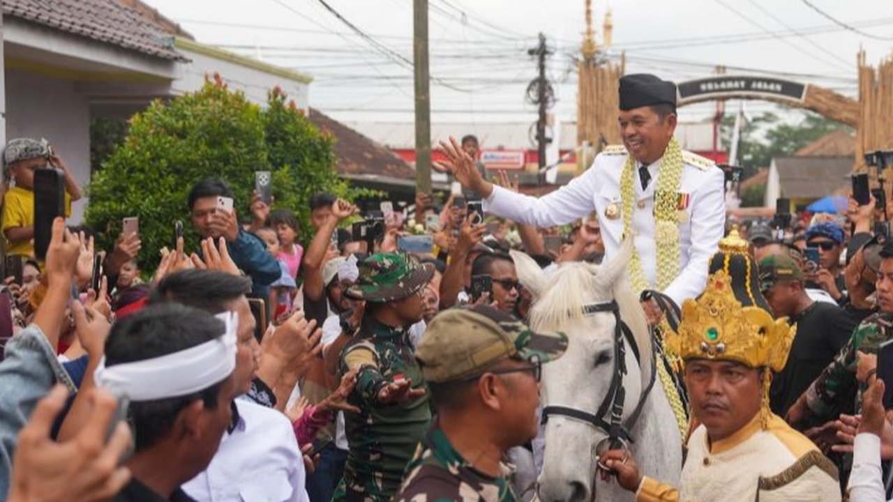 Profil Lengkap Dedi Mulyadi: Seorang Anak Kolong, Karirnya Dimulai dari Aktivis Kini Jadi Gubernur Jawa Barat