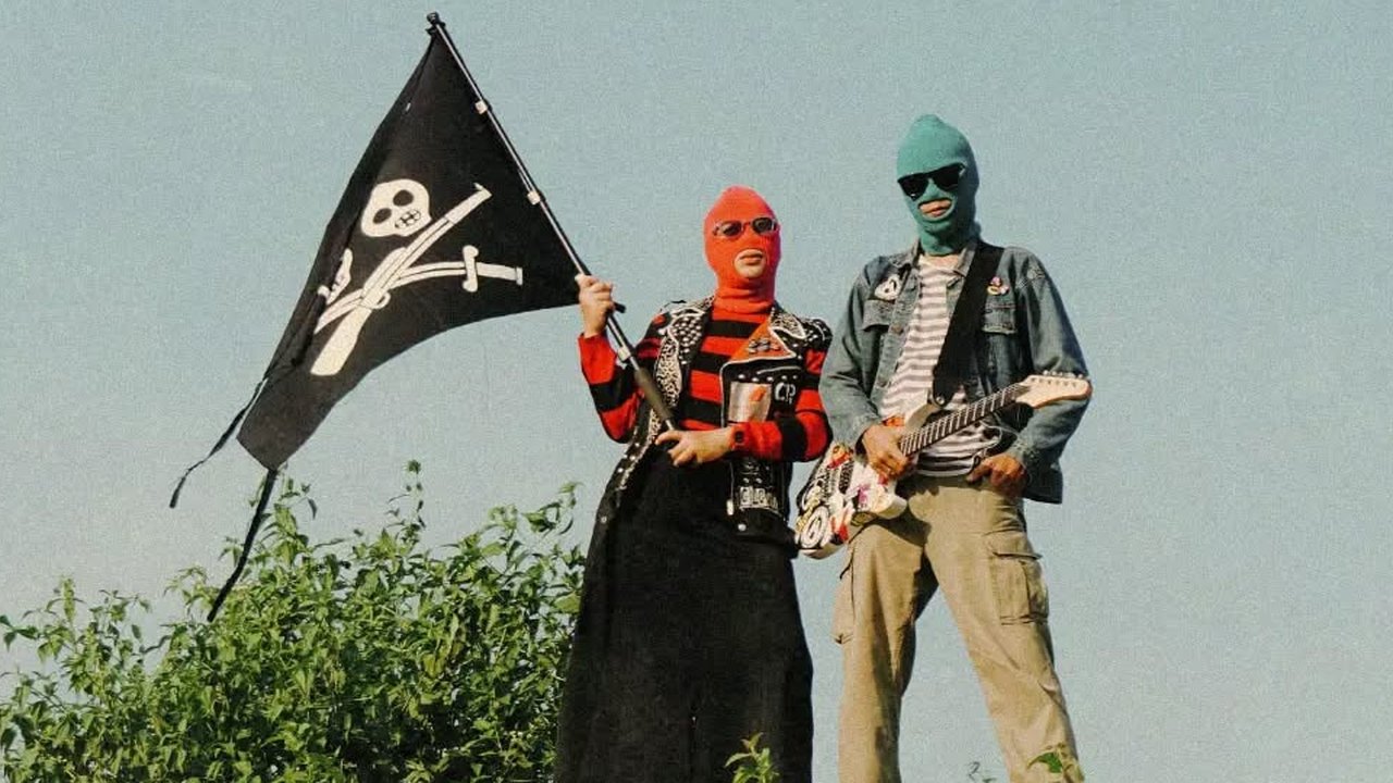 Potret Twister Angel Vokalis Sukatani Band (Sumber: Instagram/sukatani.band)