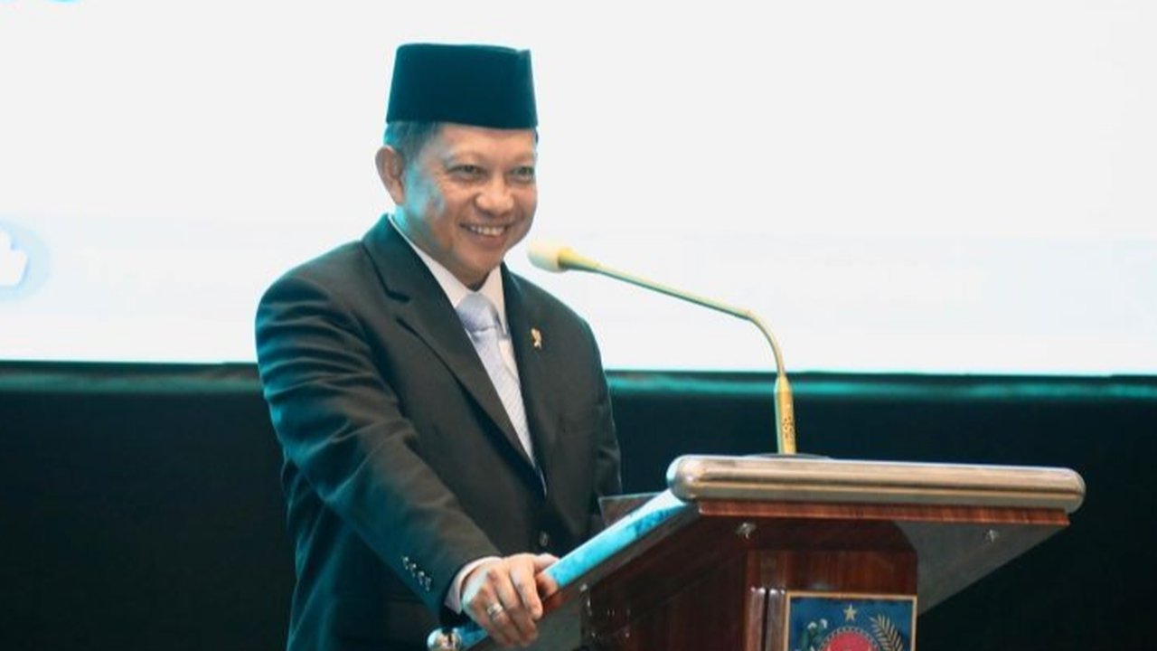 Mendagri Tito Karnavian melihat potensi besar jaringan PKK untuk membantu program pemerintah, menekankan pentingnya kepemimpinan dan dukungan anggaran.