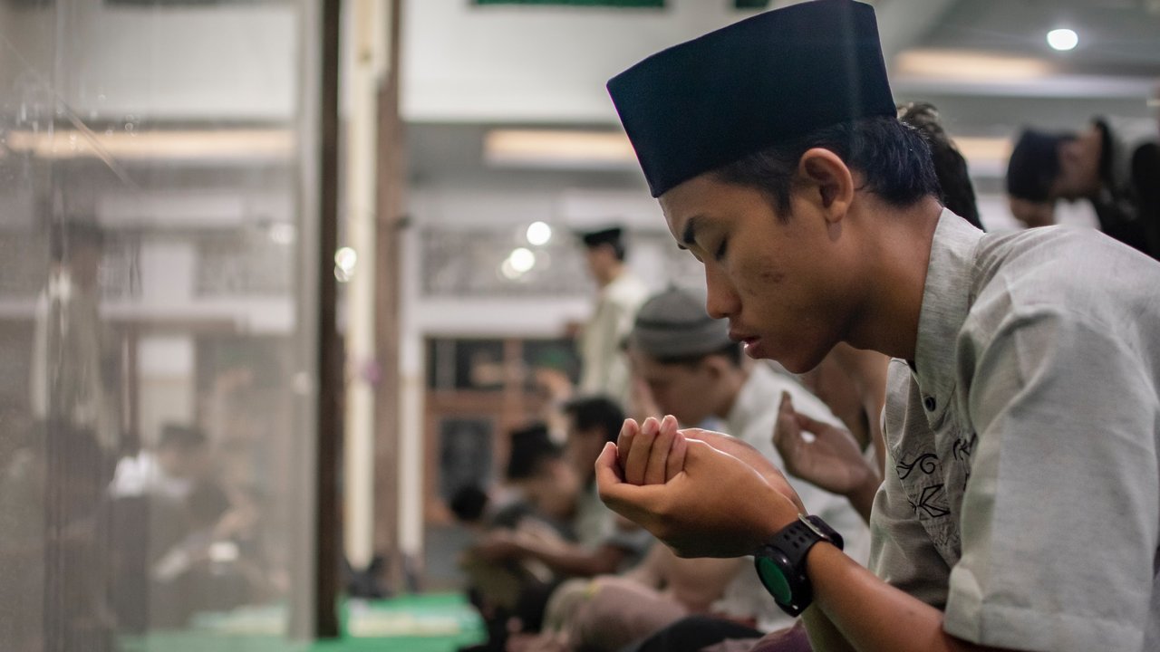 Ilustrasi doa, ibadah, muslim, Islam. (Photo by Masjid Pogung Dalangan on Unsplash)
