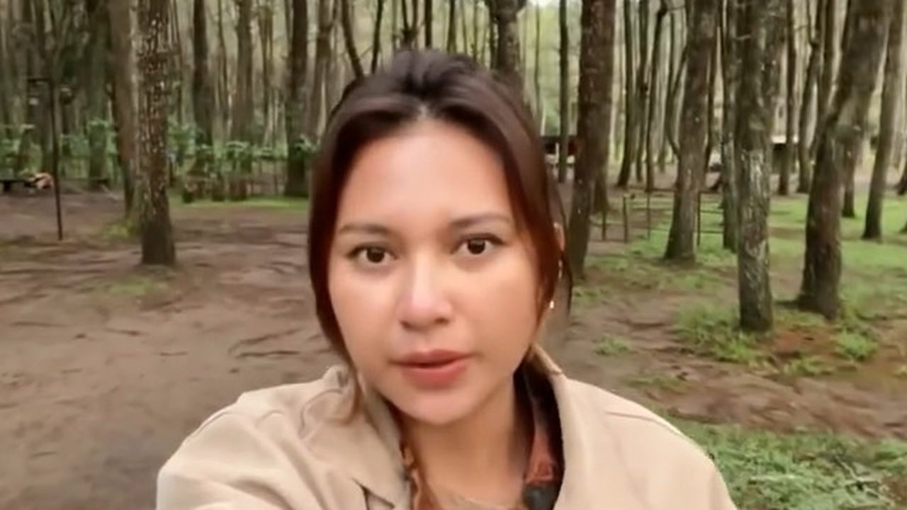 Potret Indah Permatasari dan Arie Kriting Healing di Hutan, Netizen Kepo Lokasinya