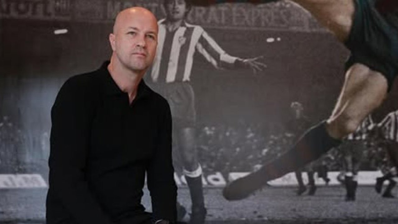 Anak Johan Cruyff yang juga mantan pemain sepak bola, Jordi Cruyff. (AFP/Lluis Gene)