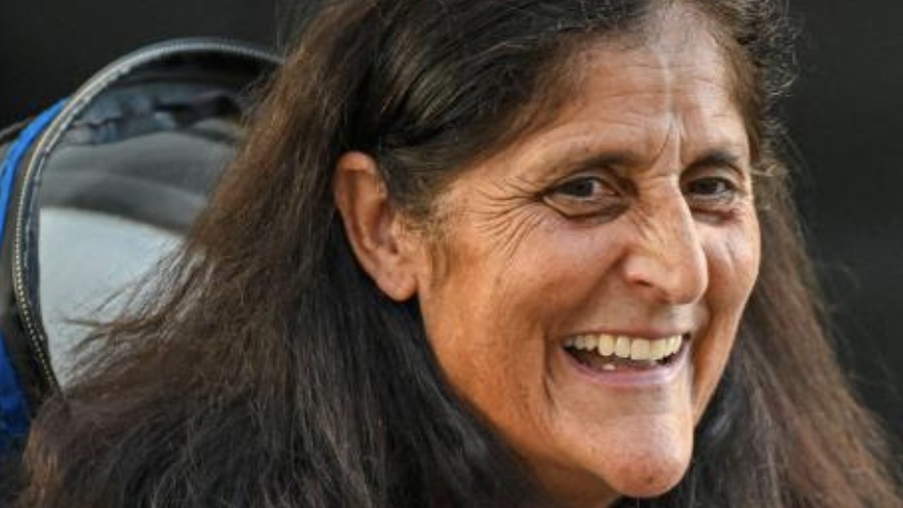 Ini Respons Ibu Astronot NASA Sunita Williams yang Terjebak di Stasiun Luar Angkasa