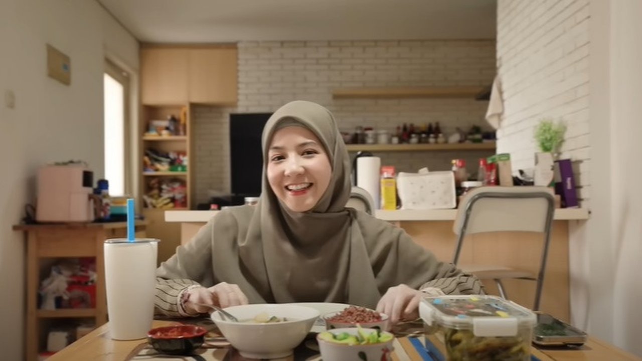 9 Potret Apartemen Natasha Rizky yang Jarang Tersorot, Tampak Minimalis tapi Estetik