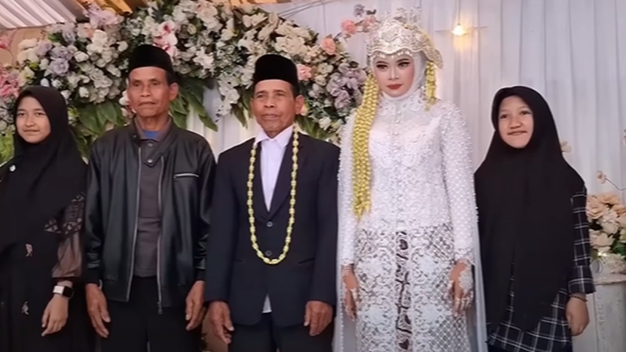 Seserahan Bawa Kerbau, Kakek Usia 70 Tahun Menikahi Gadis Desa 20 Tahun