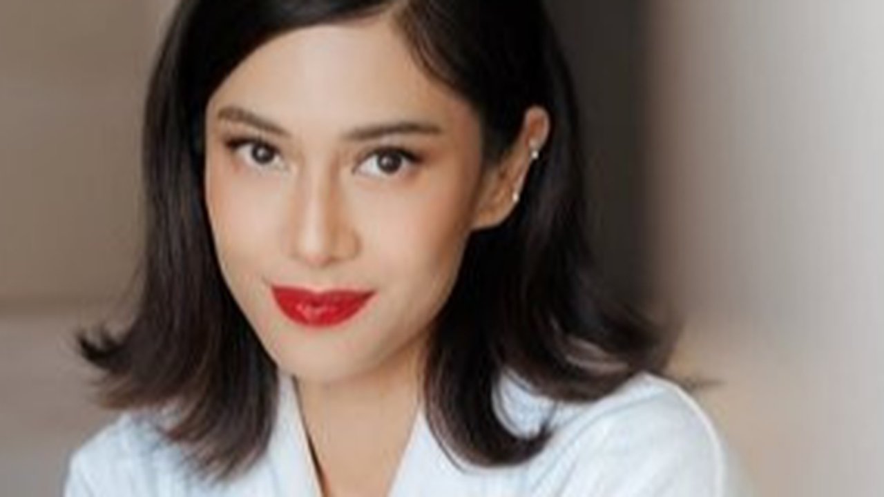 Dian Sastro Bisa Kocak Juga, Unggah Video Dance Disebut Joget Kanebo hingga Versi Efisien Energi oleh Netizen