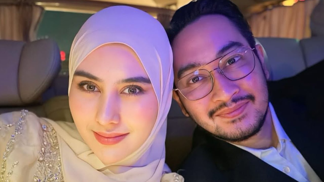 Potret Mesra Syahnaz Sadiqah saat Dampingi Jeje Govinda, Makin Disorot Netizen Usai Ditetapkan Jadi Ibu Pejabat