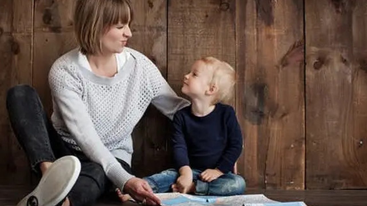5 Cara Atasi Speech Delay pada Anak.  Image by Lee Murry from Pixabay